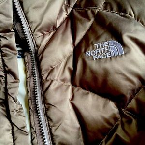 North Face puffer coat in unique bronze color